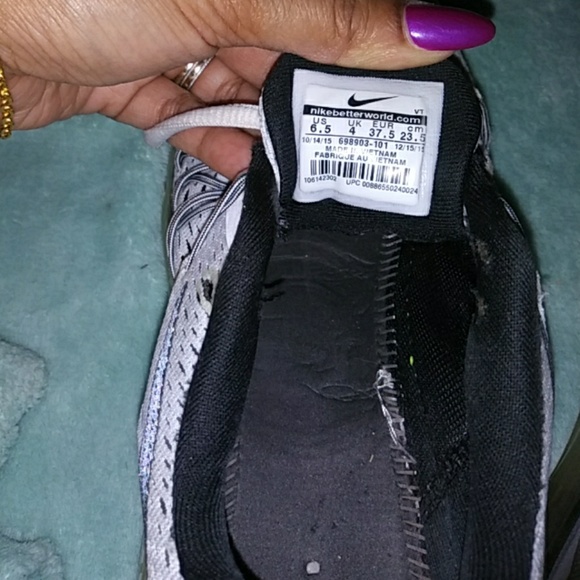 Airmax - Picture 4 of 4